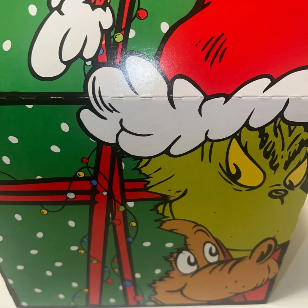McDonald’s Grinch Meal Boxes with Pickle Seasoning Packet and Shaker Bag